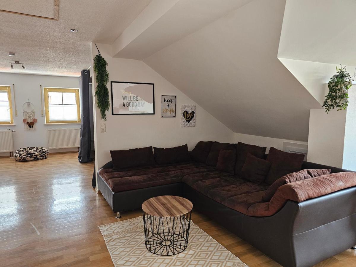 Ferienwohnung Naehe Chiemsee Unterneukirchen エクステリア 写真