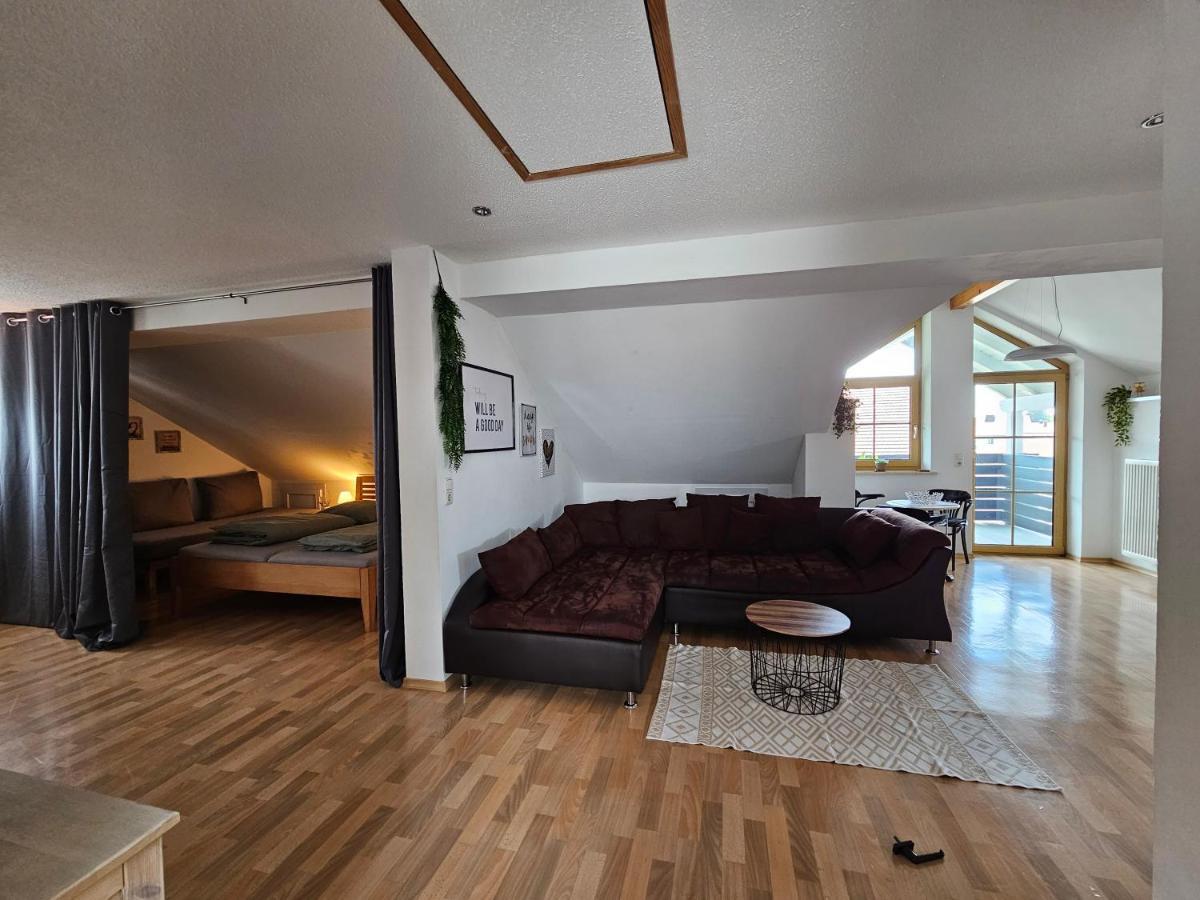 Ferienwohnung Naehe Chiemsee Unterneukirchen エクステリア 写真