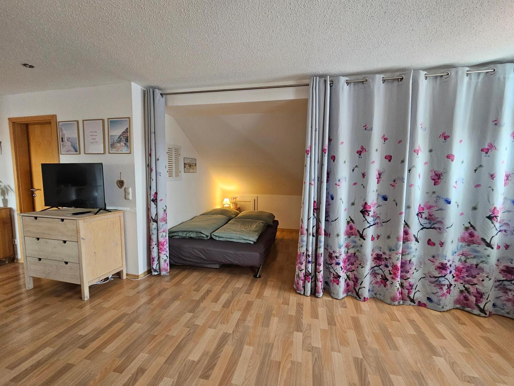 Ferienwohnung Naehe Chiemsee Unterneukirchen エクステリア 写真