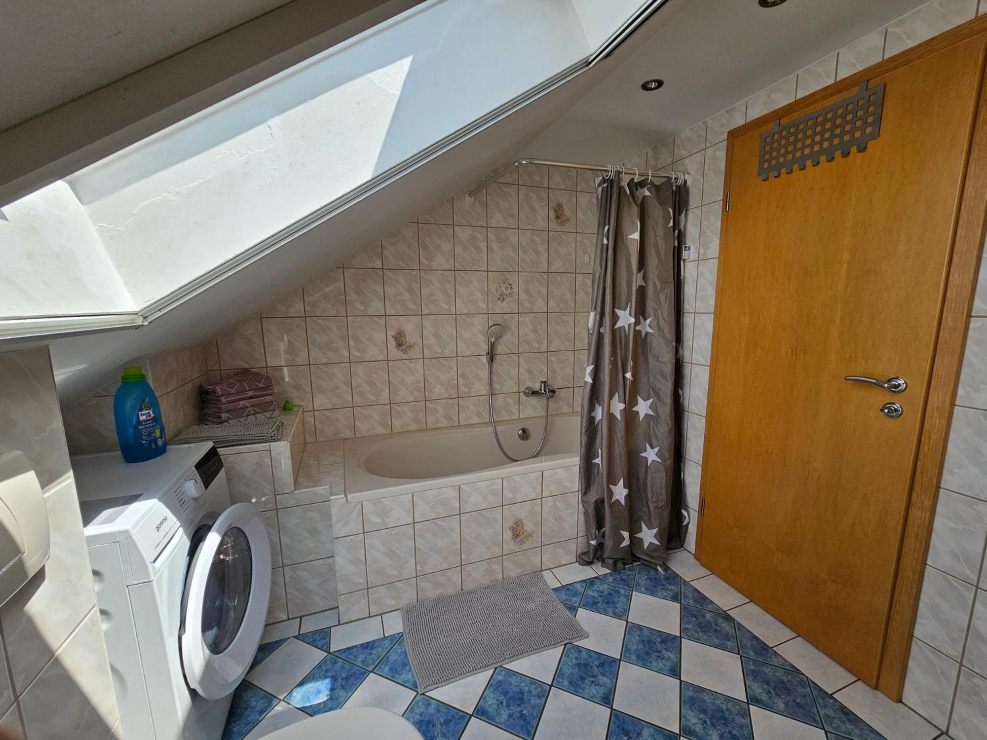 Ferienwohnung Naehe Chiemsee Unterneukirchen エクステリア 写真
